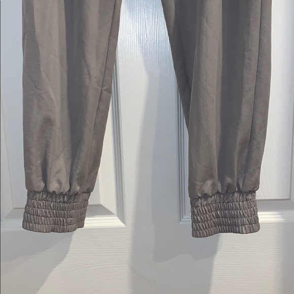 🔴 4/$20 Bundle: BCBGeneration “Jogger” - Picture 3 of 6